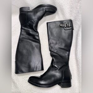 LIKE NEW Steve Madden Lorraine Boots